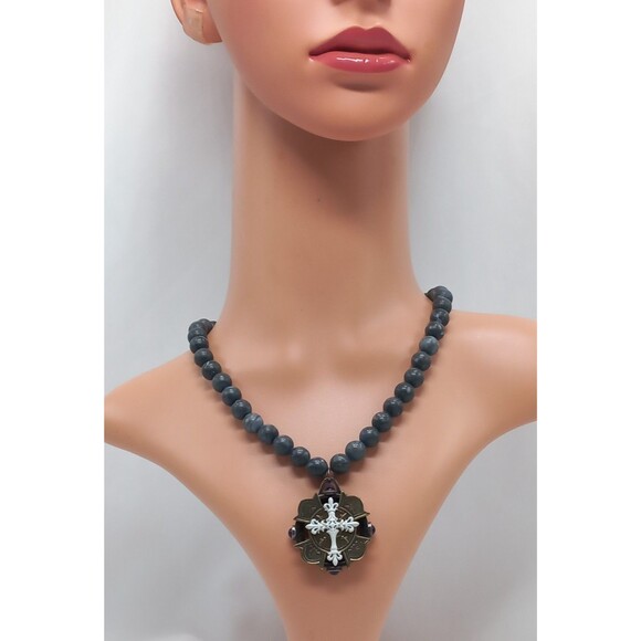 French Kande Necklace 2016 Layered Cross Gray Stone Bead 17" - Picture 2 of 10